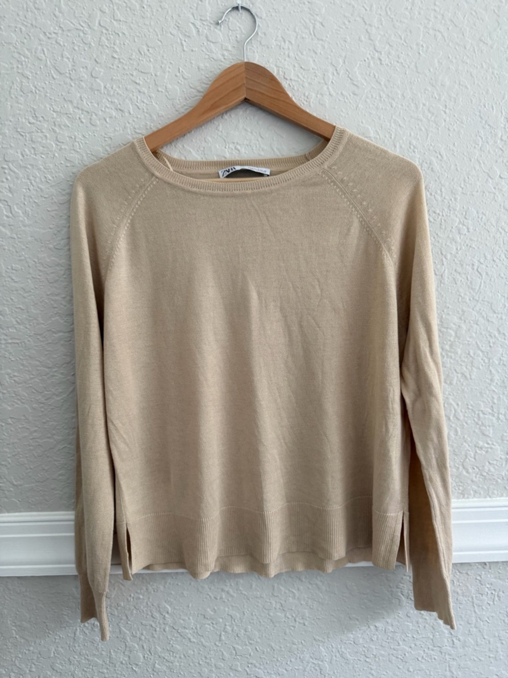 Cream Lightweight Oversized Zara Sweater Size S | Soft Knit Neutral Pullover